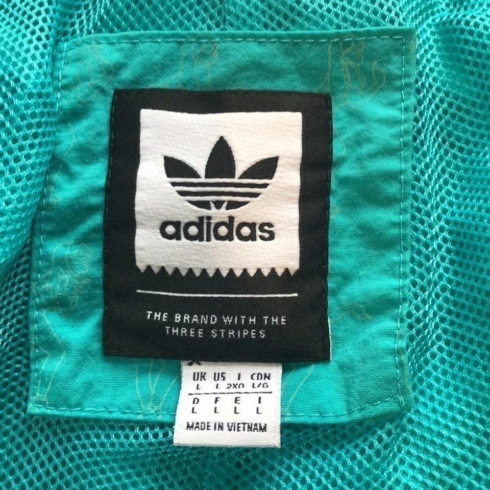 Adidas swim trunks size Large - Picture 8 of 10